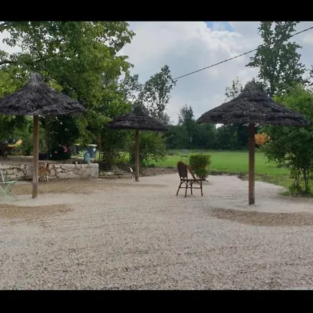 Maison De Charme En Pierre - Piscine Privee- Dordogne * Boisse (Dordogne)