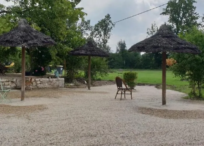 Maison De Charme En Pierre - Piscine Privee- Dordogne * Boisse (Dordogne)