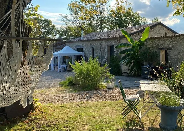 Maison De Charme En Pierre - Piscine Privee- Dordogne Дом отдыха Boisse (Dordogne)